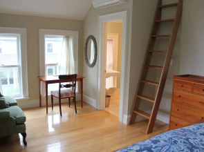 24 East Main Street B&B