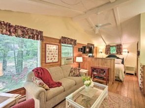 Cozy Cottage Duplex: Walk to Peninsula State Park!