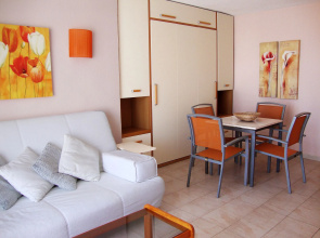 Apartamentos Eurhostal 3000