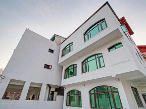 OYO 84775 Hotel Grand Sultan