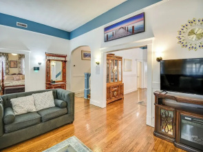 Hampton Sanctuary w/ Fire Pit & Fenced Yard!