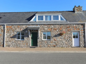 Tyn Towyn - Ty Gwyrdd