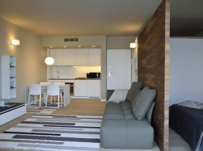 LookLake Suite One