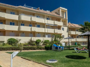 2263-Beautiful apt close from beach