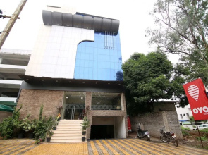 OYO 4779 Hotel Vansh Palace