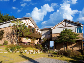 Casa Seorak Bed and Breakfast