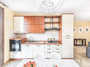 Rosy Apartment