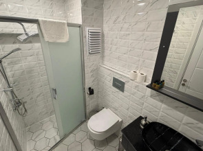 Spinel Hotel - Old City