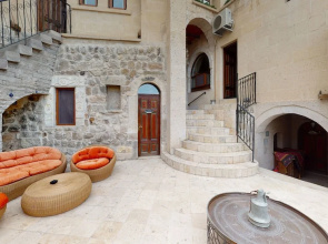 Ask-i Derun Hotel