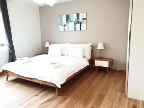 Montreux Elite 2 Bedroom Apartment