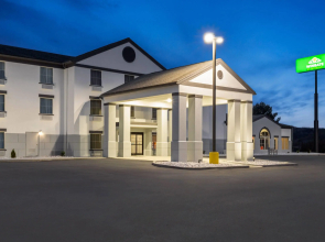 Wingate by Wyndham Clearfield