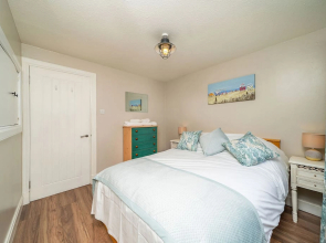Ferry View Cottage - Private Balcony
