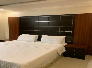 Golden Stone Hotel