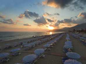 Villa Moonflower Apart Hotel