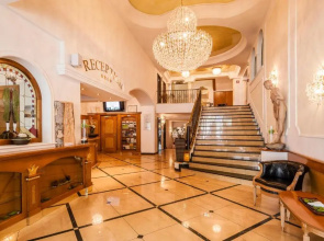 The Oswald Grand Hotel
