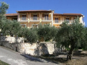Sofos Apartments