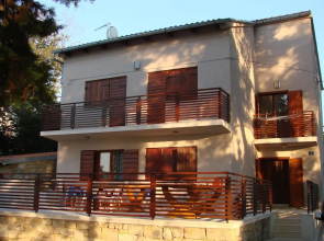 Seafront Spacious Apartment Spazzio