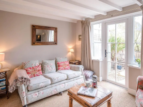 6 Station Terrace, Framlingham