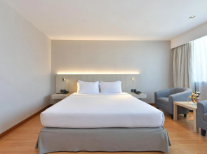 The Mulberry Bangkok Khaosan Road