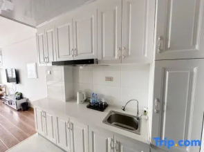 Everlasting Light Luxury Self-service Viewing Homestay (Hunchun Lantian Building)