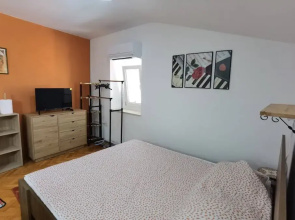 Cozy Studio Apartments With Terrace Near Kaštela Promenade