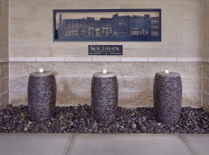 Hyatt Place Chapel Hill / Southern Village