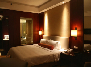 Fuyang International Trade Center Hotel