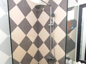 Apsara Centrepole Hotel