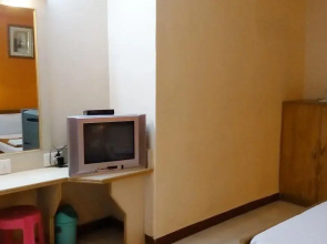 Hotel Athithi