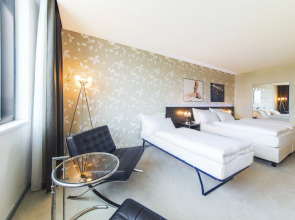 NH Bratislava Gate One