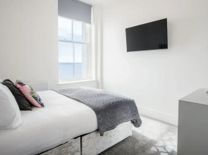 St Catherine's View - 2 Bedroom - Panorama - Tenby