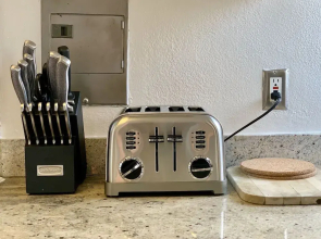 Pikes meets CapHill-Convention Center