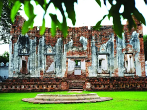 63 Hostel Lopburi