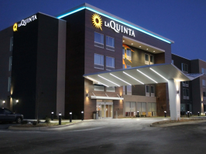 La Quinta Inn & Suites by Wyndham Bardstown