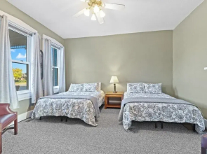 Indy Stadium Villas 710