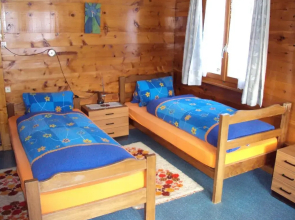 Heiderösli 1st Floor and Attic Apartment