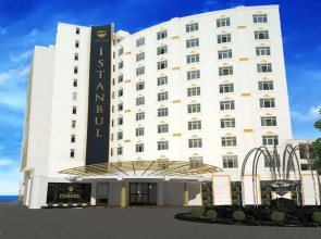 Deluxe Istanbul Resort Hotel