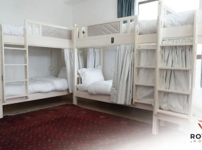 Rovers Beach Hostel JBR