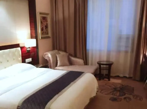 Huaya Hotel