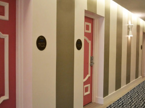 Oceanside Hotel and Suites