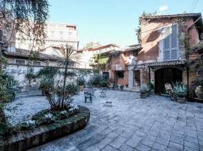 Vespa Studio Loft Trastevere