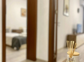 Top Location Apartment with 2Bath for 6 Guests