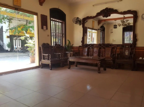 Queen Mini Hotel