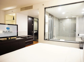 Park Plaza Bangkok Soi 18