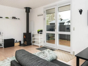 6 Person Holiday Home in Glesborg