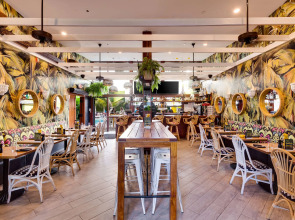 Clinton Hotel South Beach