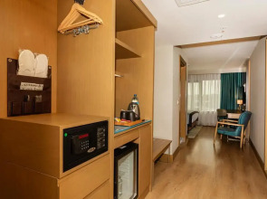 Csk The Halich Port Istanbul