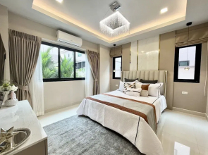 Southern Peak Pool Villa HuayYai Pattaya