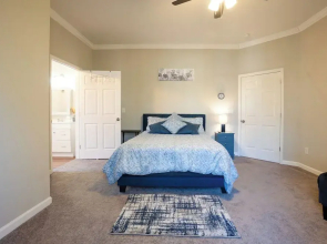Charming Huntsville Home w/ Deck!