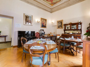 Affreschi Su Roma Luxury B&B
